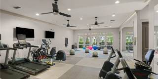 24100 S Tamiami Trail Gallery 29