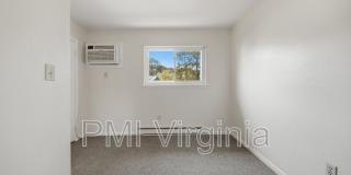 9563 15th Bay St Gallery 14