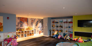 Edgewater Gallery 37