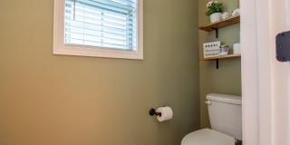 Beautiful 3 Bed/2.5 Bath Home with garage in Jonesborough Gallery 16