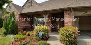 3 Bed | 2 Bath in Jenks! Gallery 5