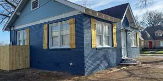 1500 Maple Street Gallery 1