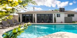 423 N 73rd Place Gallery 42