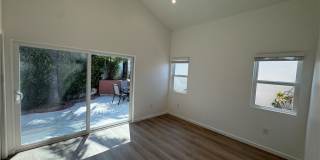 5032 Serrania Avenue Gallery 16