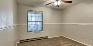 Students Welcome! Move In Special-$200 Off 1st Months Rent! Fantastic & Classy 2-Bed 2-Bath Ranch-Style 2nd Floor Condo Gallery 16