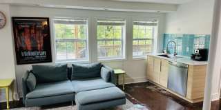 708 Dallas Road, Unit B Gallery 7