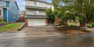 Spacious Five Bedroom Home in Progress Ridge! Gallery 1