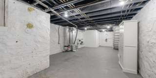 2320 W LEXINGTON Street Gallery 31