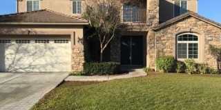 5771 N Torrey Pines Avenue Gallery 1
