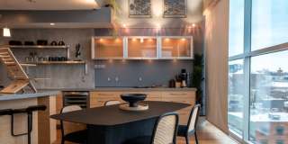Luxurious multi-level penthouse condo - Flats Westbank Gallery 17
