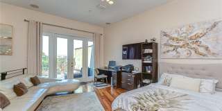 4907 BAYSHORE BOULEVARD Gallery 27