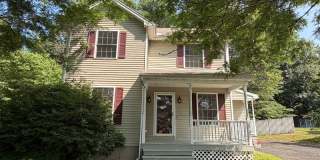 Pristine 3 BR, Single Family Home in Belchertown's Most Coveted Neighborhood! Gallery 1