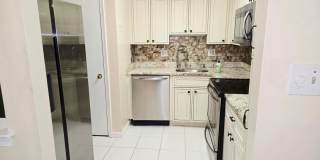 Beautiful 3BR Townhome in Burtonsville | Garage, Deck & Community Amenities Gallery 8