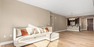 4803 N Woodmere Fairway -- 2005 Gallery 6