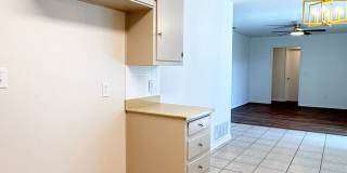 Beautiful 4 Bedroom 1.5 Bath - City View ISD Gallery 13