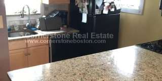 Large 2 bed in Southie Gallery 8