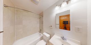 600 Oak Gallery 7