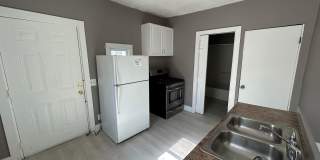 Section 8 and EDEN Accepted | Beautifully Renovated 3-Bedroom Home in Cleveland! Gallery 4