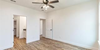 7949 SAWDUST Gallery 23