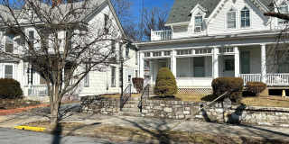 506 W BURKE Street Gallery 1