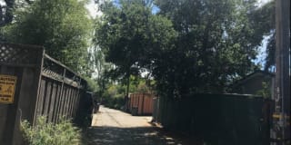 581 University Ave. - 581-A Gallery 8