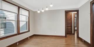 208 W Webster Street Gallery 7