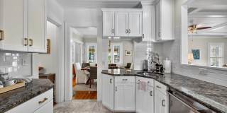 235 10TH AVENUE NE Gallery 12