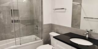 3833 N Broadway Gallery 294