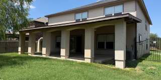 MUST SEE!! 4 Bed | 2.5 Bath | Loft | 2-Car Garage | Covered Patio! Gallery 24