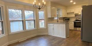Charming 3-Bedroom Home in a Great South Springfield Location! Gallery 1