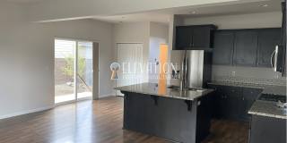 3 BR pet-friendly home with fenced yard Gallery 6