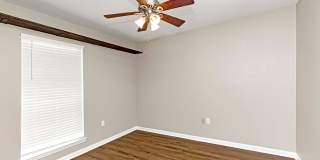 3 Bedroom House Available NOW Gallery 8