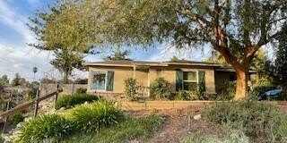 2521 Fairmount Avenue Gallery 3