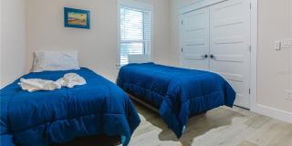 507 E PARIS STREET Gallery 19