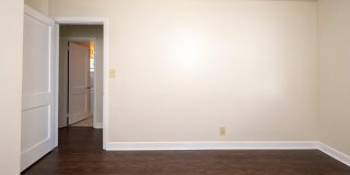1232 Garden Drive Gallery 17