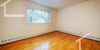 Studio(+)available 6/1/26 Gallery 7