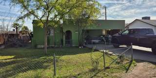 Nice 2 bedroom in historic district! Gallery 1