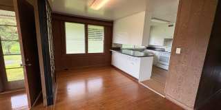 Beautiful 3 Bedroom House with Studio and Separate Garage on Property Beautiful 3 Bedroom House with Studio and Separate Garage on Property Gallery 1