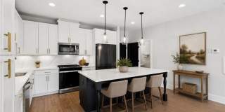 2011 Springfield Road Gallery 8