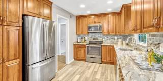 10700 JOHN TURLEY Place Gallery 16