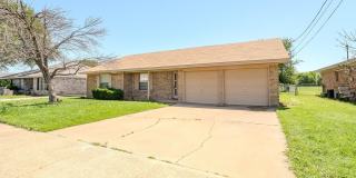 1118 CRESCENT LANE Gallery 18
