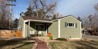 3 bed 2 bath Harvey Park, Corner Lot Gallery 1