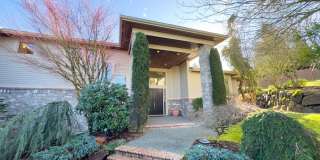 4bd/4ba Bellevue Home Gallery 1