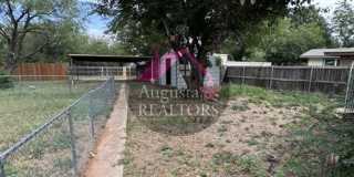 Large 4 Bedroom home close to ACU Gallery 23