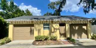 1 bedroom apartment in the Longwood Historic District with 2 Garages! Gallery 1
