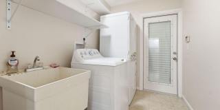 5562 Reynolds Road Gallery 29