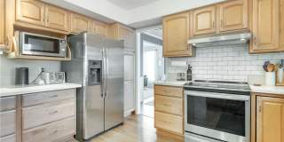 Fully Furnished 5 Bedroom 2.5 Bathroom in Madison, WI Fully Furnished 5 Bedroom 2.5 Bathroom in Madison, WI Gallery 1