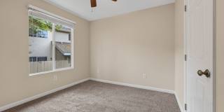 Large spacious 2 Bedroom in UTC Gallery 19