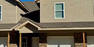 2807 W Mockingbird Ln Gallery 1