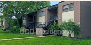 8303 Oak Forest Ct Gallery 1